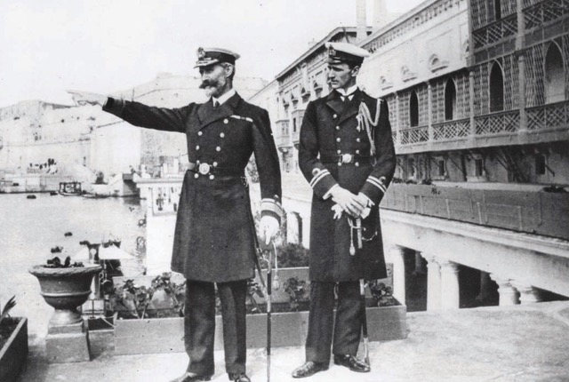 Sackville Carden and the Naval Attack on the Dardanelles